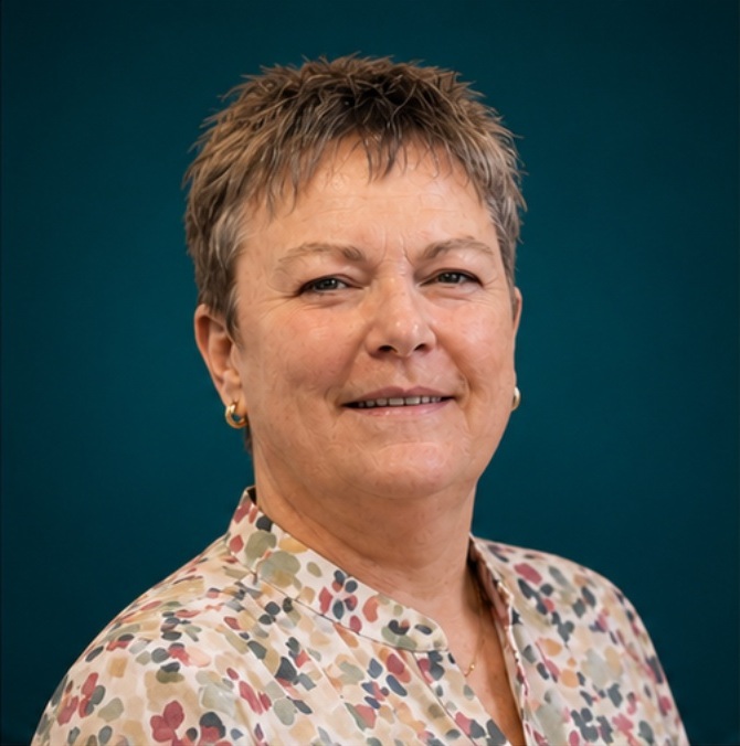 Dodi (Dorothy) Georges